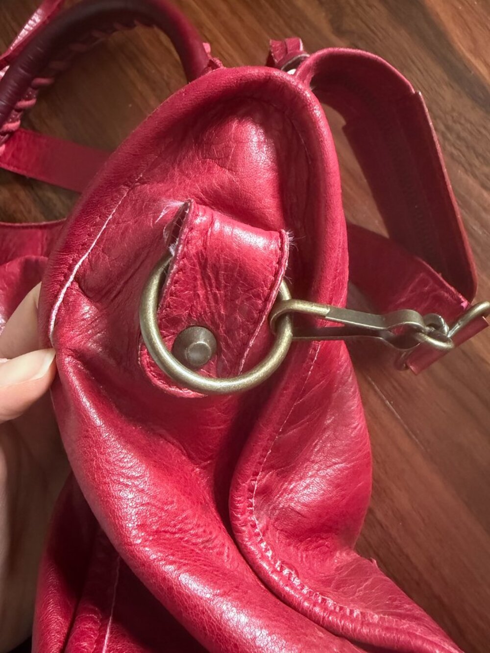 Balenciaga Red Leather le city motorcycle bag - Picture 9 of 9